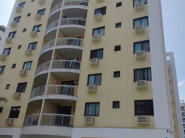 FACHADA CONDOMINIO